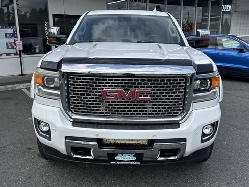 Used 2015 GMC Sierra 3500 Denali w/ Duramax Plus Package AWD/4WD image 12