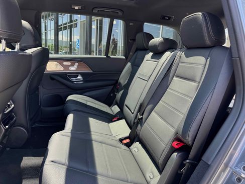 New 2025 Mercedes-Benz GLS 580 580 4MATIC image 28