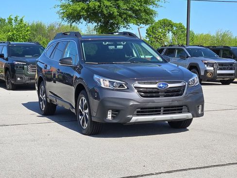 Used 2020 Subaru Outback Limited image 1