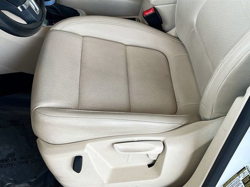 Used 2016 Volkswagen Tiguan S FWD image 18