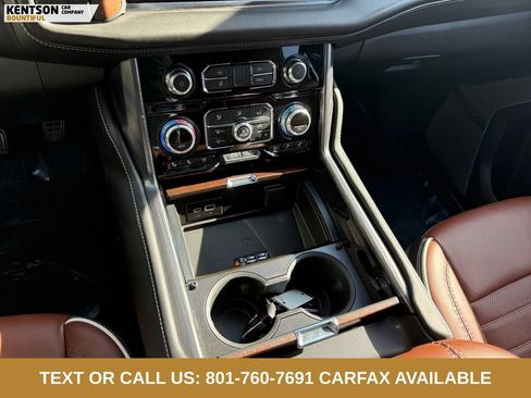 Used 2024 GMC Yukon Denali Ultimate AWD/4WD image 25