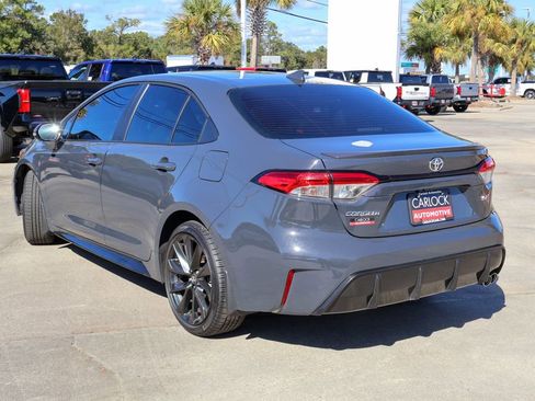 Used 2025 Toyota Corolla SE image 18