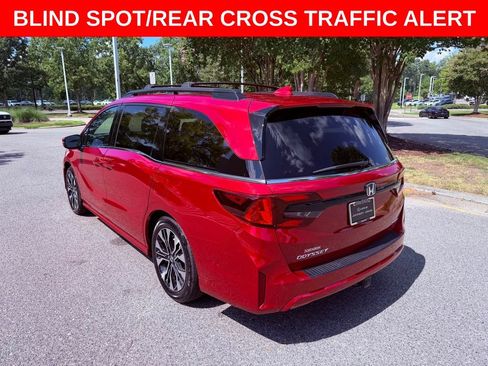 Used 2026 Honda Odyssey Elite image 5