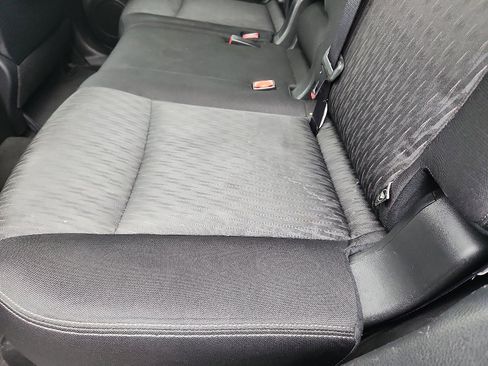 Used 2018 Nissan Rogue SV w/ Premium Package image 26