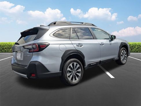 Used 2024 Subaru Outback Limited AWD/4WD image 5
