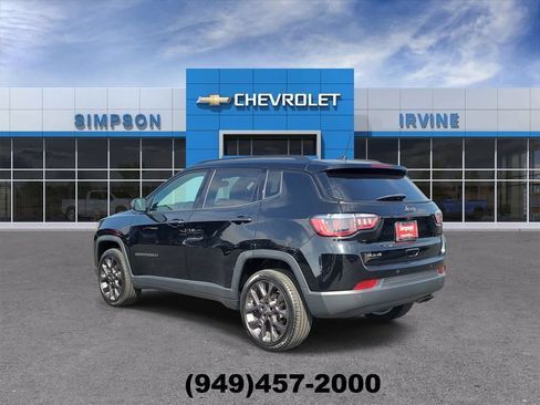 Used 2021 Jeep Compass Latitude w/ Sun and Sound Group AWD/4WD image 6