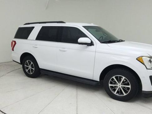 Used 2019 Ford Expedition XLT w/ Equipment Group 201A RWD image 7