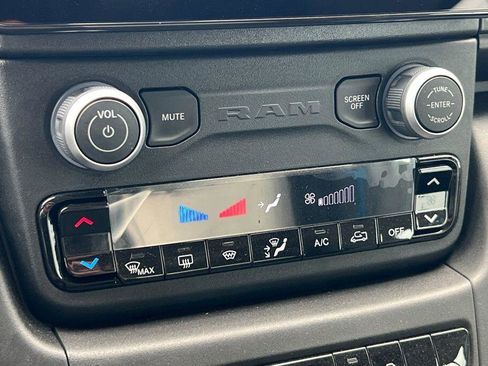 New 2024 RAM ProMaster 3500 w/ Delivery Van Package image 18