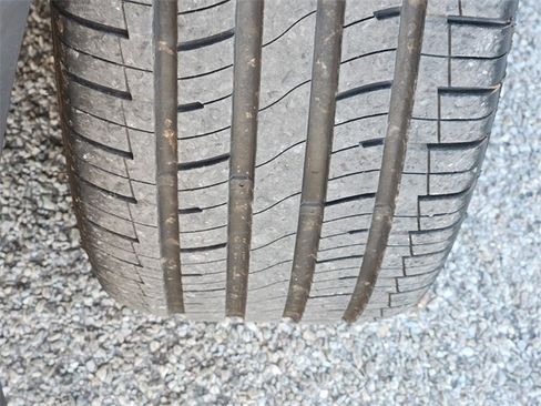 Used 2019 Kia Niro S Touring image 11