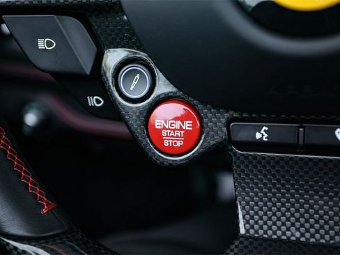 Certified 2022 Ferrari F8 Tributo image 30