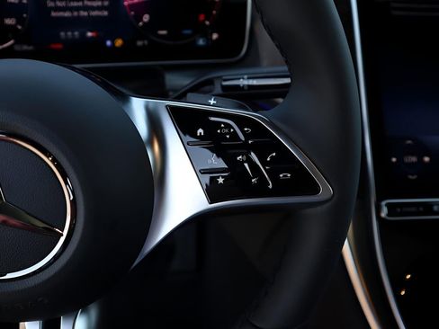 New 2026 Mercedes-Benz GLC 300 4MATIC image 37