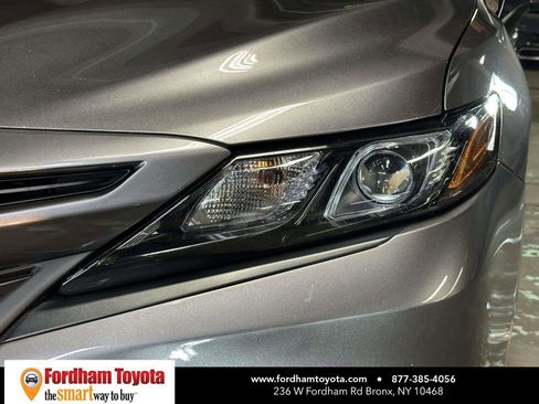 Used 2024 Toyota Camry SE w/ Cold Weather Package image 10