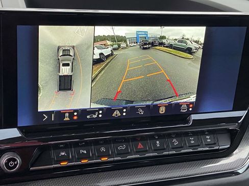 Certified 2026 Chevrolet Silverado 1500 ZR2 image 16