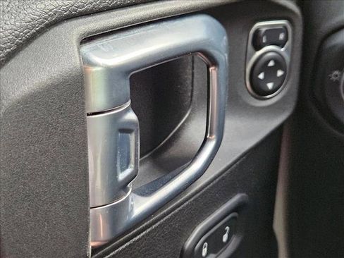 Used 2021 Jeep Wrangler Unlimited Sport AWD/4WD image 14