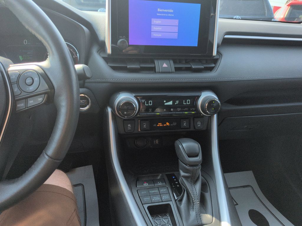 Certified 2023 Toyota RAV4 XLE w/ Convenience Package AWD/4WD image 17