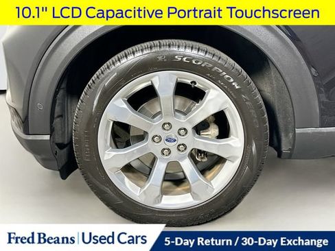 Used 2020 Ford Explorer Platinum w/ Premium Technology Package AWD/4WD image 41