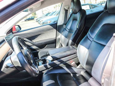 Used 2017 Tesla Model 3 Long Range image 14