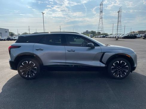 Used 2024 Chevrolet Blazer EV RS AWD/4WD image 6