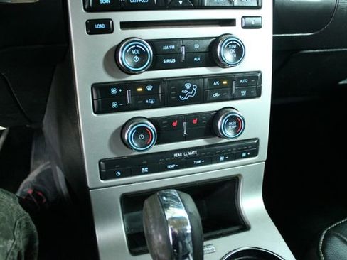 Used 2009 Ford Flex SEL image 18