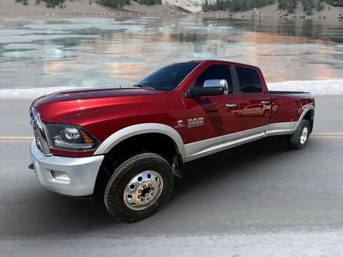 Used 2014 RAM 3500 Laramie AWD/4WD image 4