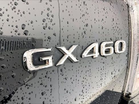 Used 2019 Lexus GX 460 image 7