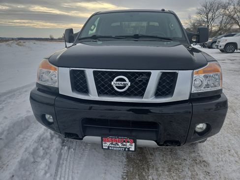 Used 2015 Nissan Titan PRO-4X image 2