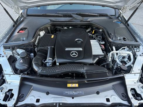 Used 2017 Mercedes-Benz E 300 4MATIC w/ Premium 1 Package image 14