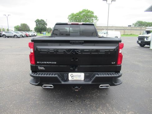 Used 2022 Chevrolet Silverado 1500 LT Trail Boss w/ Convenience Package II AWD/4WD image 6