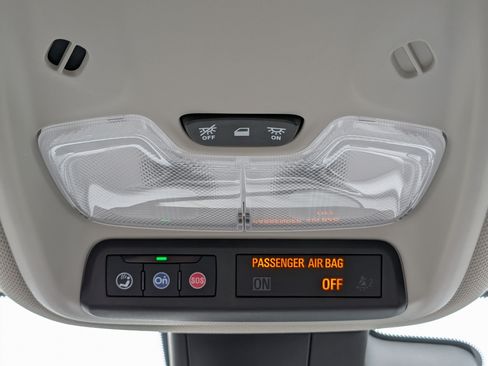Certified 2023 Buick Encore GX Preferred w/ Cold Weather Comfort Package FWD image 29