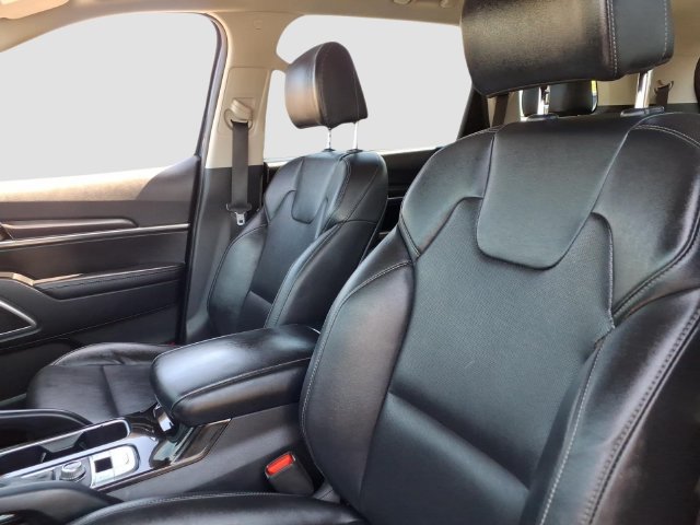 Used 2023 Kia Telluride S AWD/4WD image 13