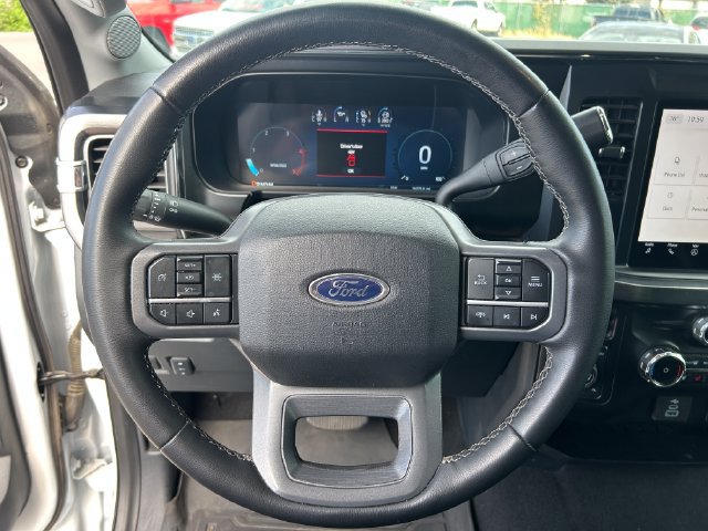 Used 2025 Ford F350 Lariat w/ Tremor Off-Road Package AWD/4WD image 23