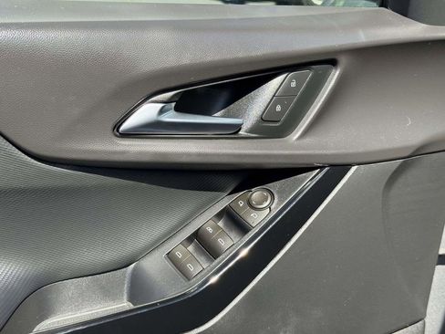 Used 2026 Chevrolet Equinox LT FWD image 19