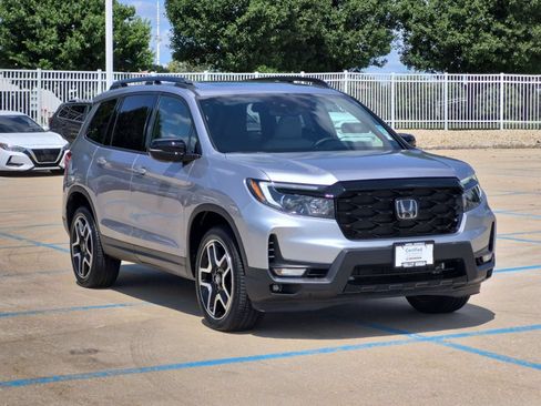 Used 2022 Honda Passport Elite image 4