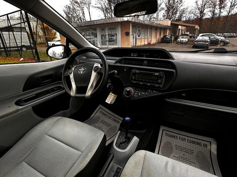 Used 2013 Toyota Prius C Three image 25