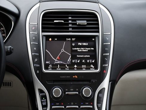 Used 2017 Lincoln MKX Black Label w/ Driver Assistance Package image 28