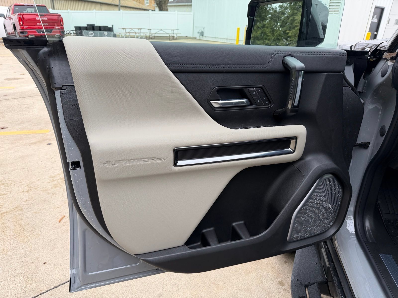 New 2026 GMC Hummer EV SUV AWD/4WD image 9