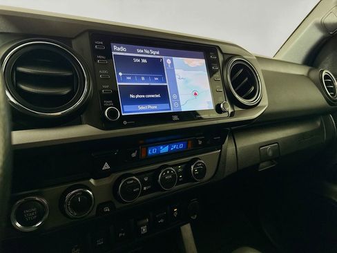 Certified 2021 Toyota Tacoma TRD Off-Road w/ TRD Premium Off Road Package image 17