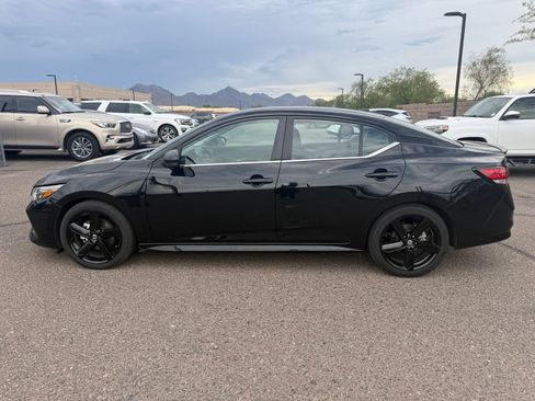 Used 2023 Nissan Sentra SR w/ Midnight Edition Package FWD image 8