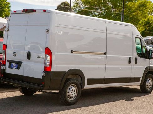 Used 2023 RAM ProMaster 2500 w/ Safety Group FWD image 5