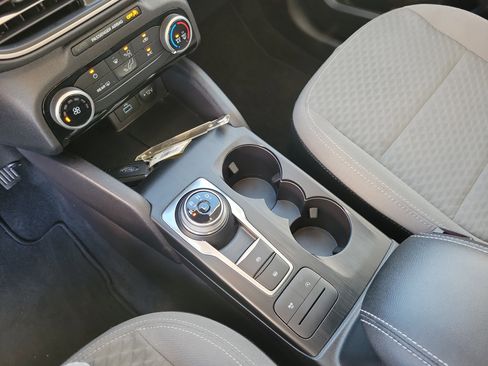 Certified 2022 Ford Escape SE image 7