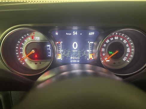 Used 2021 Jeep Gladiator Willys image 37