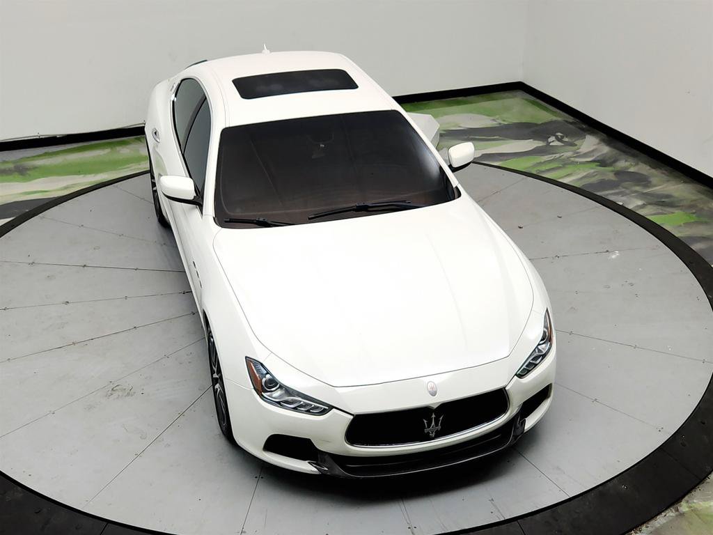 Used 2016 Maserati Ghibli RWD image 34