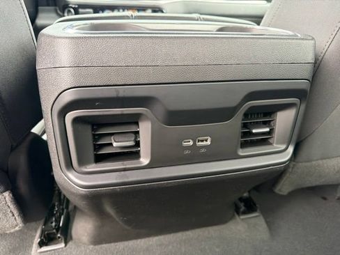 Used 2023 Chevrolet Silverado 1500 LT AWD/4WD image 17