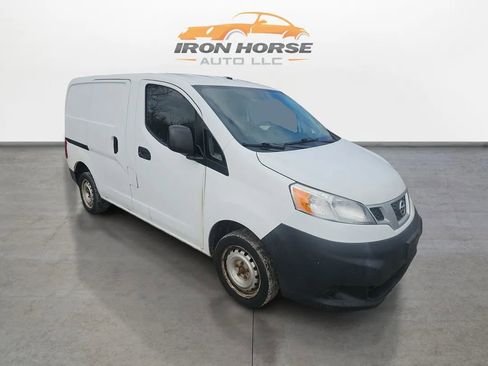 Used 2017 Nissan NV200 S w/ Cruise Control Package FWD image 3