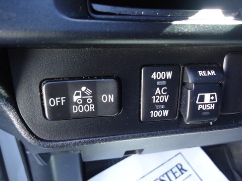 Used 2017 Toyota Tacoma TRD Pro AWD/4WD image 17