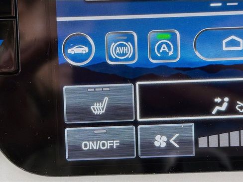 Used 2023 Subaru Outback Limited image 36