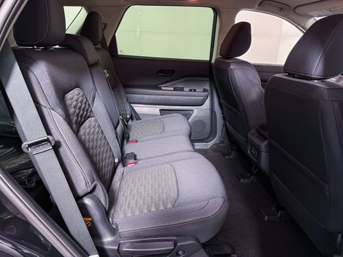 New 2026 Nissan Pathfinder SV image 29