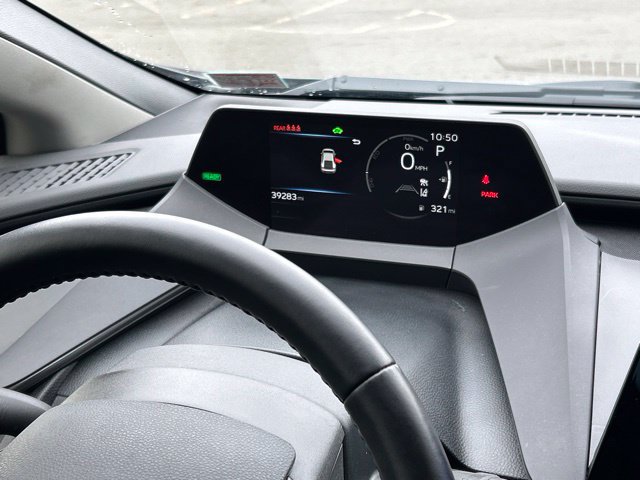 Used 2024 Toyota Prius LE AWD/4WD image 54