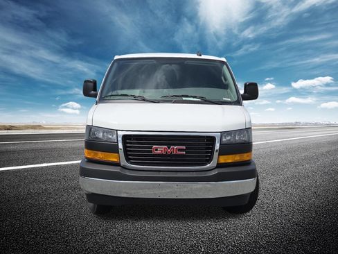 New 2026 GMC Savana 2500 Extended w/ Driver Convenience Package RWD image 9