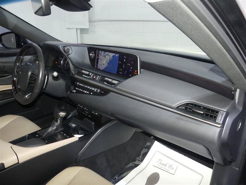 Used 2019 Lexus ES 350 w/ Premium Package FWD image 25